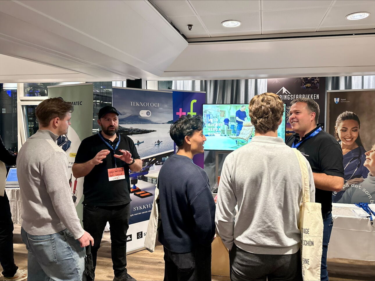 Processed 7 F8 F65 C3 BFCB 4572 B5 B9 0 B385 B37 D52 D